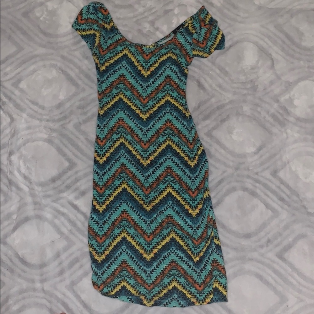 Form fitting colorful dress